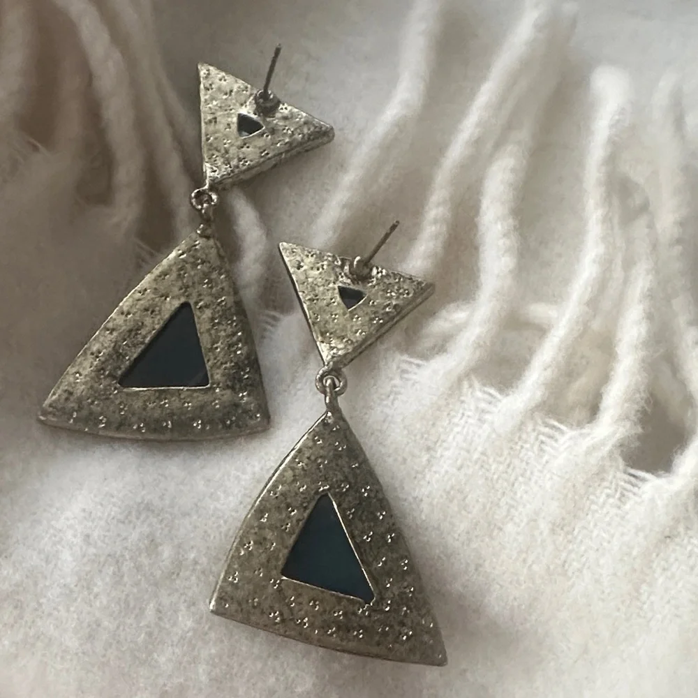 Oversized Geometric Faceted Drop Earrings